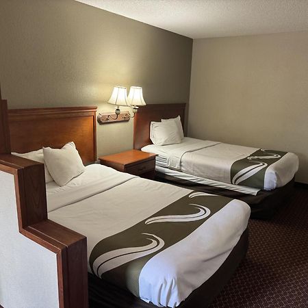 Rodeway Inn & Suites South Of Fiesta Park San Antonio Kültér fotó