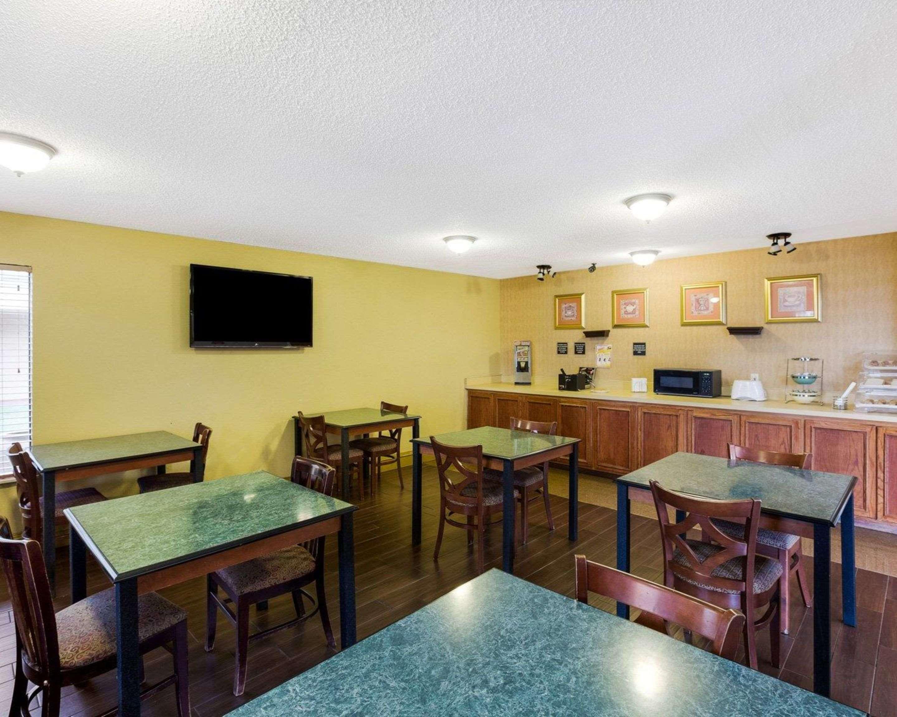 Rodeway Inn & Suites South Of Fiesta Park San Antonio Kültér fotó