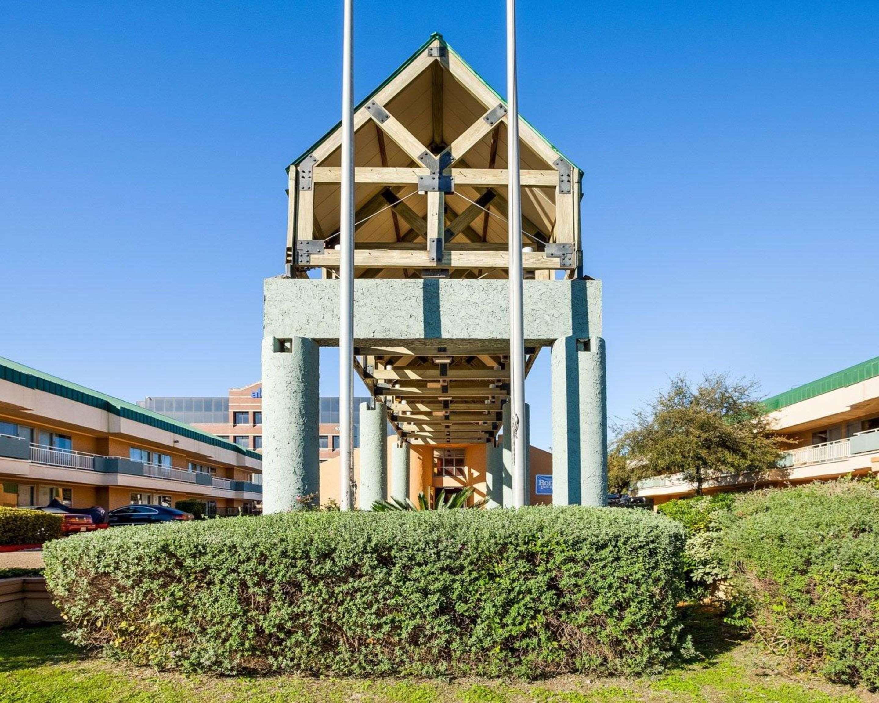Rodeway Inn & Suites South Of Fiesta Park San Antonio Kültér fotó