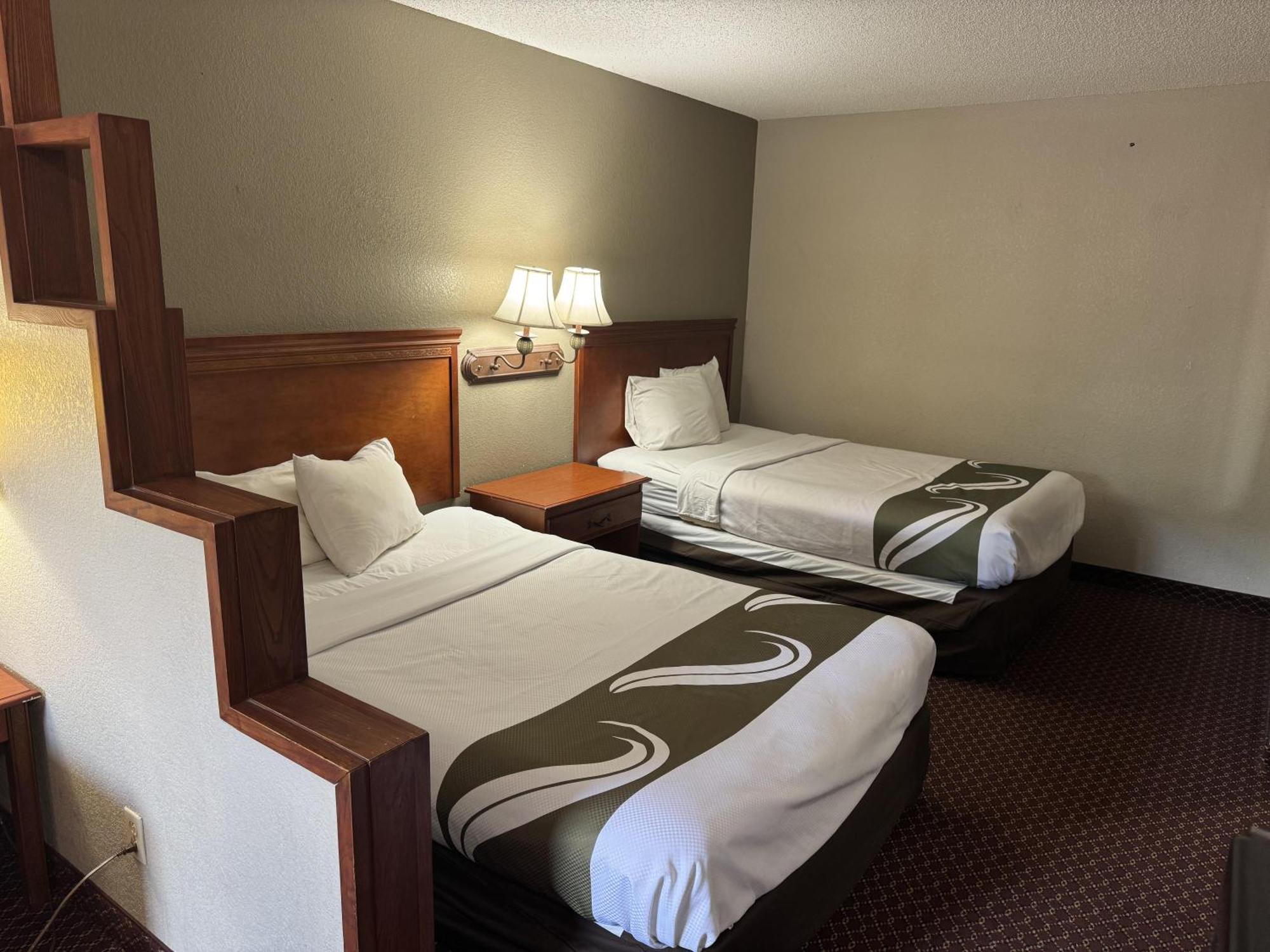 Rodeway Inn & Suites South Of Fiesta Park San Antonio Kültér fotó
